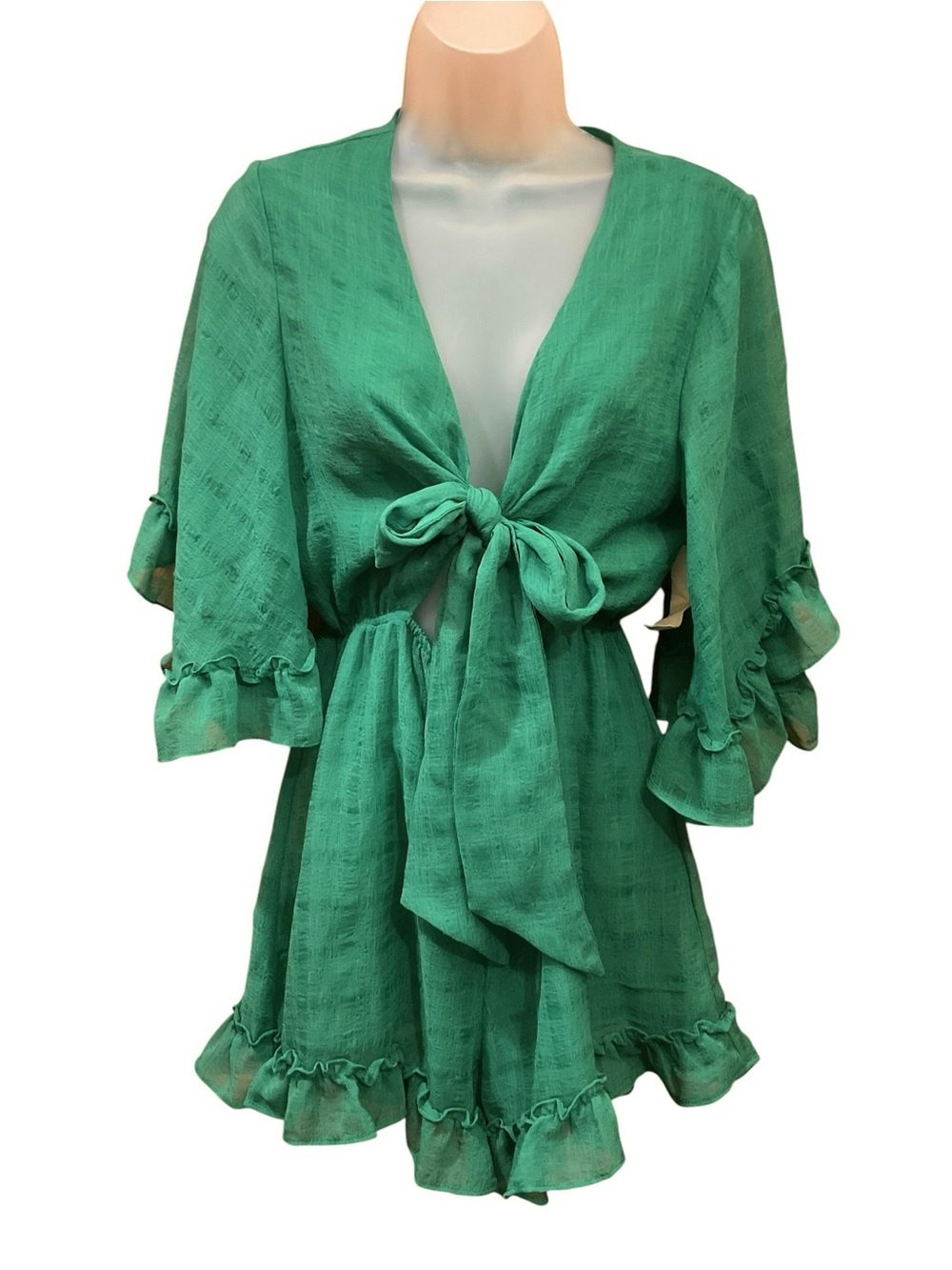 NWT Mi Ami Kima Kelly Green Front Tie Cutout Romper Size M - Picture 2 of 8